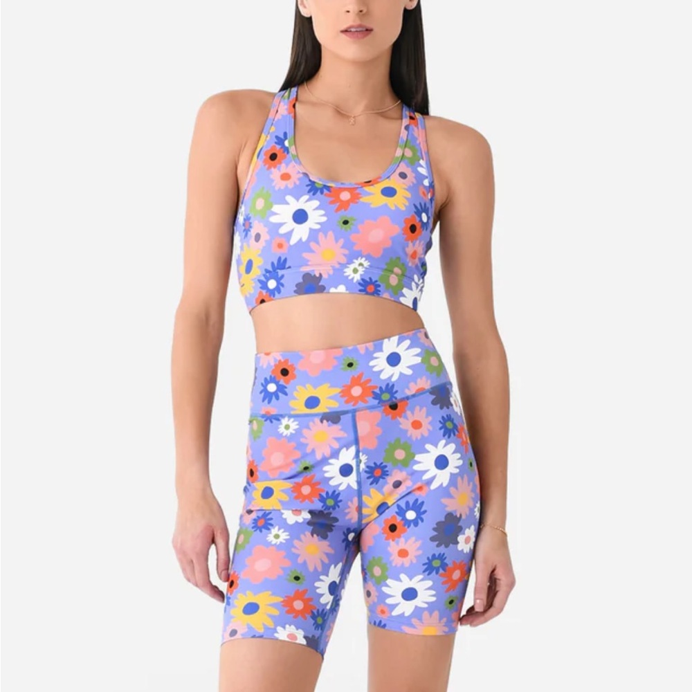 CeliaB Lavender Floral Bike Shorts - Multicolor Daisy Print
